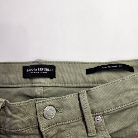 ⭐️Banana Republic Sage Green Jeans – Size 27 | Like New, Stylish & Versatile - Picture 3 of 8